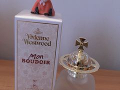 -Vivienne Westwood(上海来福士广场店)