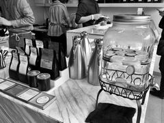 -UNI UNI(环亚凯瑟琳店)