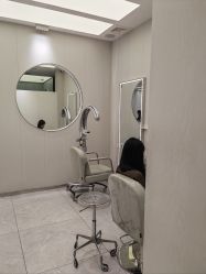 -PE SALON