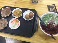 -马德元纯汤牛肉面(太奥广场店)