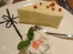 -玛格萝妮比萨屋(四平店)
