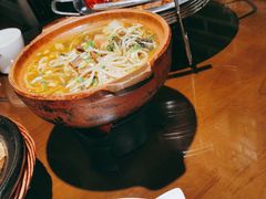 -东口码头·烧鸽子·鱼头泡饼·地方菜(金鹰悦城店)