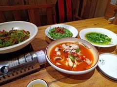 -老滇山寨•云南特色菜•地方菜•民族风情歌舞表演(金碧店)