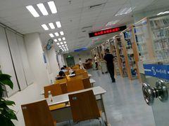 -南山图书馆(常兴路店)