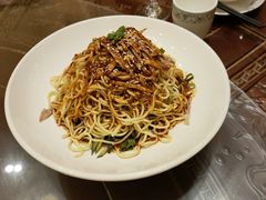 -万重锦·人文川菜馆(骡马市店)