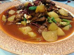 新疆大盘鸡-楼兰酒店-天山餐厅(含光路店)