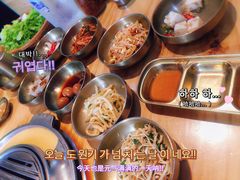 十道正宗韩国小菜-金顺韩式烤肉·网红烤肉店(广利路店)