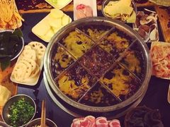 -邓莽子老火锅(中兴路总店)