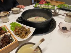 -汤宴·参须肚包鸡(南京路店)