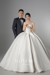 -乐派诗婚纱摄影