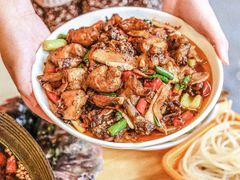 -鸿顺老铁锅美蛙鱼府(解放碑店)