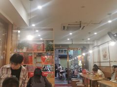 -爱民螺蛳粉(梧州国泰广场店)