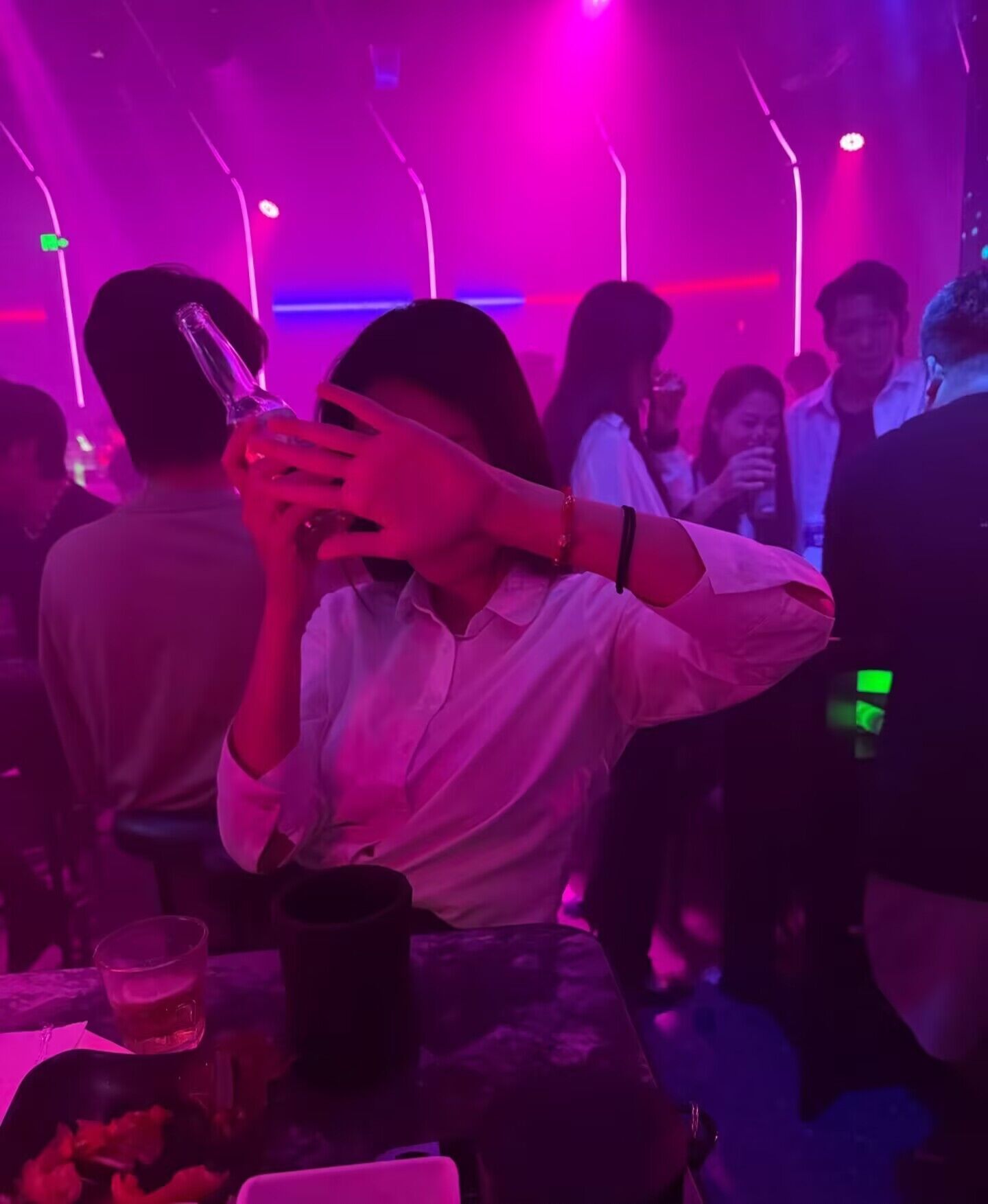 酒是生活的良伴,喝醉了,就是享受生活的极致