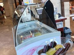 -白天鹅宾馆·美食屋