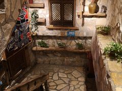 -老牌坊云南鱼豆花火锅(爱建店)