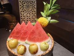 -蟹犇前•帝王蟹雪蟹(陆家嘴店)