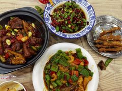 -江城燕子大排档(江汉路步行街店)