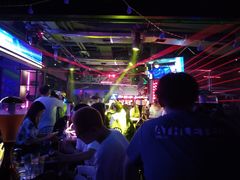 -UP嘻哈酒吧(粉巢店)