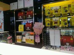 -周黑鸭(郑州新世界百货店)