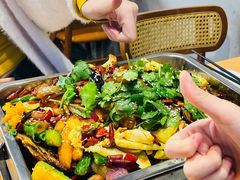 -干老庆贵州留一手烤鱼·地摊火锅(财经大学店)