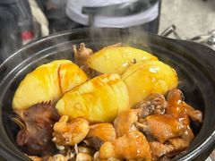 -东川炭炉鸡煲·榴莲瓦煲鸡(广州首店)