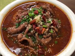 -胡子饮食店