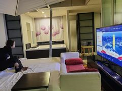 -喜鹊愉家酒店(郑州曼哈顿博览中心地铁站店)