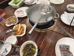 -正能量脆肉鲩火锅