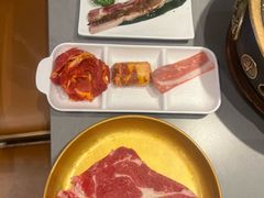 -山焱·炭火自助烤肉(周浦万达店)