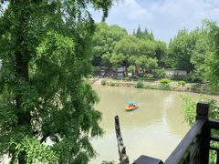 -汇龙潭