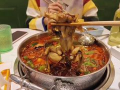 -蛙两只美蛙鱼头火锅(恒茂店)