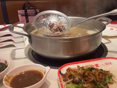 -八合里牛肉火锅(上海世茂广场店)