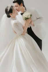点击看大图 -挪娅婚纱摄影皇家会所