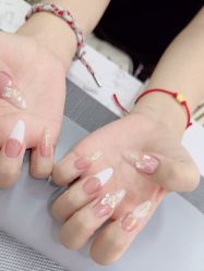 -尤米一站式美甲美睫