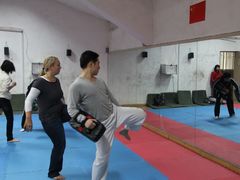 -享受健身·美体塑形馆