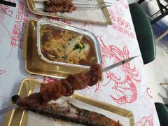 -老班长·小龙虾·鲜货烧烤大排档(金街美地店)