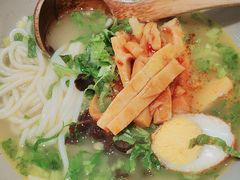 -百春原湖南牛肉粉(百联世纪店)