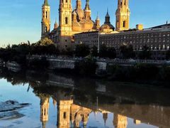 -皮拉尔圣母圣殿主教座堂