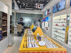 -诺柯视眼镜-蔡司依视路官方工厂店(淞南一店)