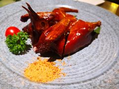 金牌乳鸽皇-大树餐厅(红旗街万达店)