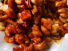 -鑫巴蜀小镇 · 水煮鱼专研店(玉桥店)