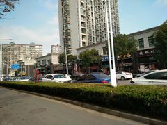 -锅来乐地锅鸡(安亭店)