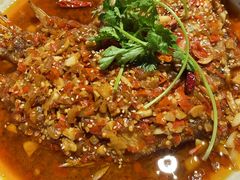 二代香酥油浸鱼-老闵田螺馆·南昌市井菜·特色小吃(总店)