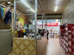-香港风味小吃店(中英街店)