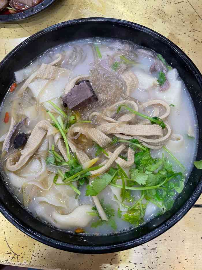 惠丰源烩面馆(经七路店)-"准备去逛逛博物院,在车上经过了这家面馆,.