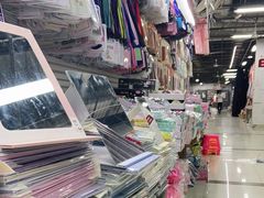 -钱万里桥小商品市场