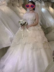 -LOVINA洛维娜婚纱礼服