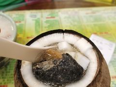 椰子炖竹丝鸡-顺记冰室(宝华路店)