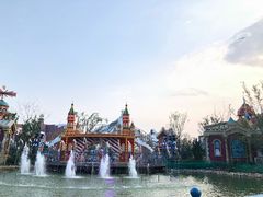 -上海滴水湖皇冠假日酒店