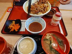 -食其家·牛丼咖喱(中山公园地铁站店)